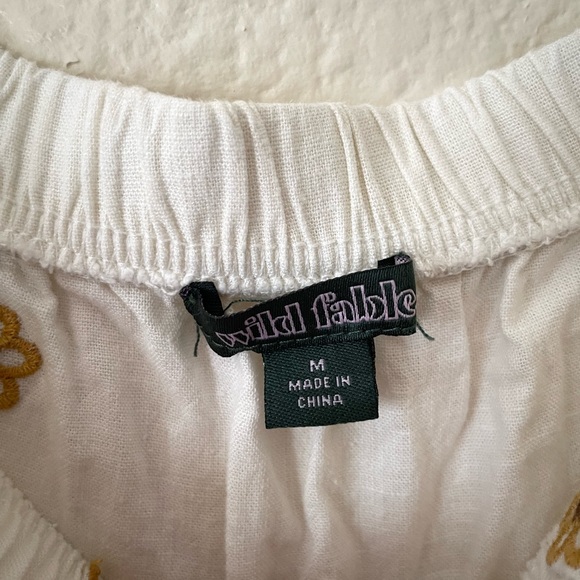 Floral Embroidered Dress - Picture 4 of 6